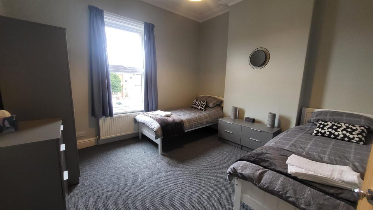 Stay - At Southport Holiday Home - Sleeps 6 Exterior photo