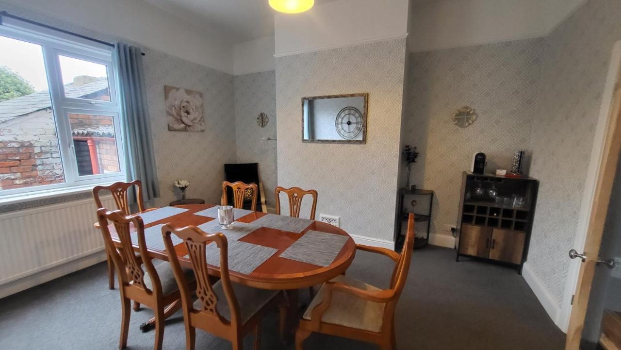 Stay - At Southport Holiday Home - Sleeps 6 Exterior photo
